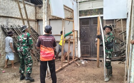 Gotong Royong Bongkar RTLH Langkah Awal Menghadirkan Rumah Layak untuk Pak Toid