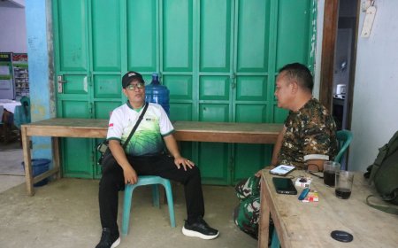 Sinergi TNI dan Kepala Desa Percepat Pembangunan Jalan TMMD di Gumelem Kulon