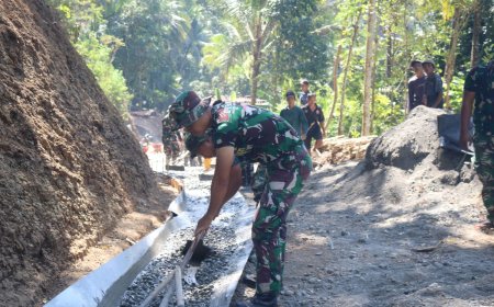 Talang Seng Jadi Andalan Percepat Pengecoran Jalan TMMD di Dusun Kunir