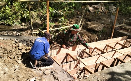 Bekisting Plat Beton Siap Dukung Pembangunan TMMD