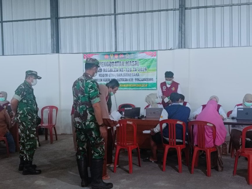 Di Balik Pembangunan TMMD Hadir Kepedulian Kesehatan untuk Warga Gumelem Kulon