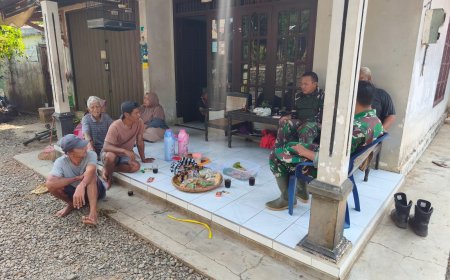 Komsos di Tengah Pekerjaan Peltu Widodo Perkuat Sinergi Bersama Kadus Kunir