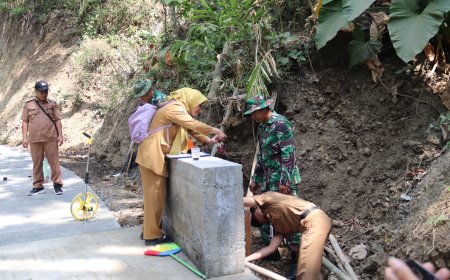 Cek Langsung ke Lapangan Dispermades Pastikan TMMD Berjalan Sesuai Harapan