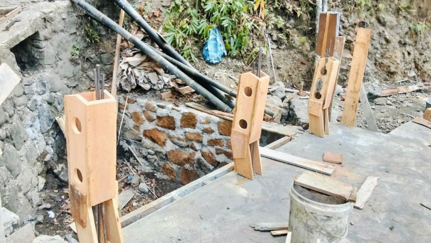 Bikisting Tangan Gareng Terpasang Plat Beton Siap Memasuki Tahap Pengecoran